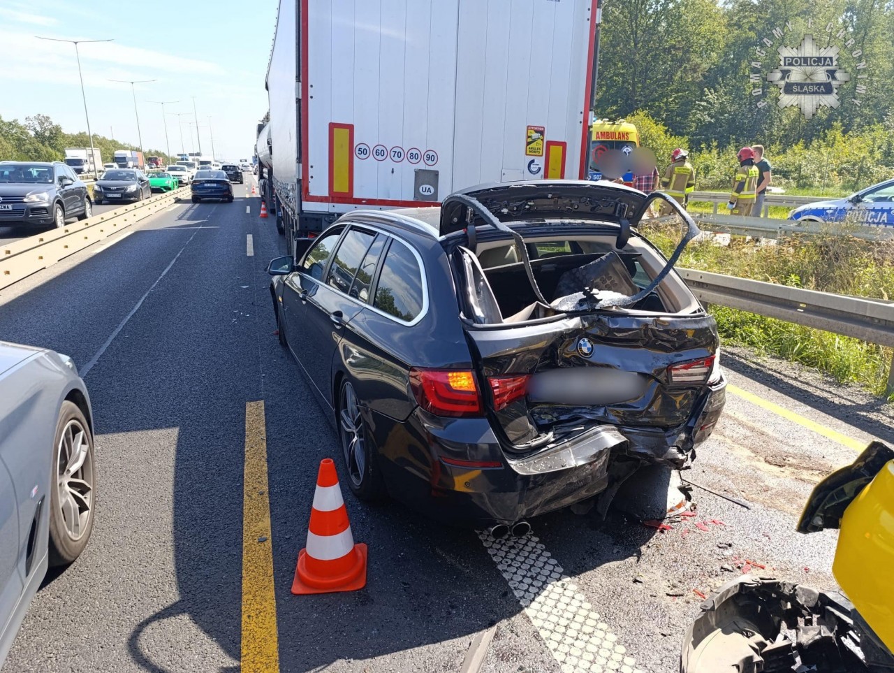 Karambol Na Autostradzie A4! Są Spore Utrudnienia [Zdjęcia]