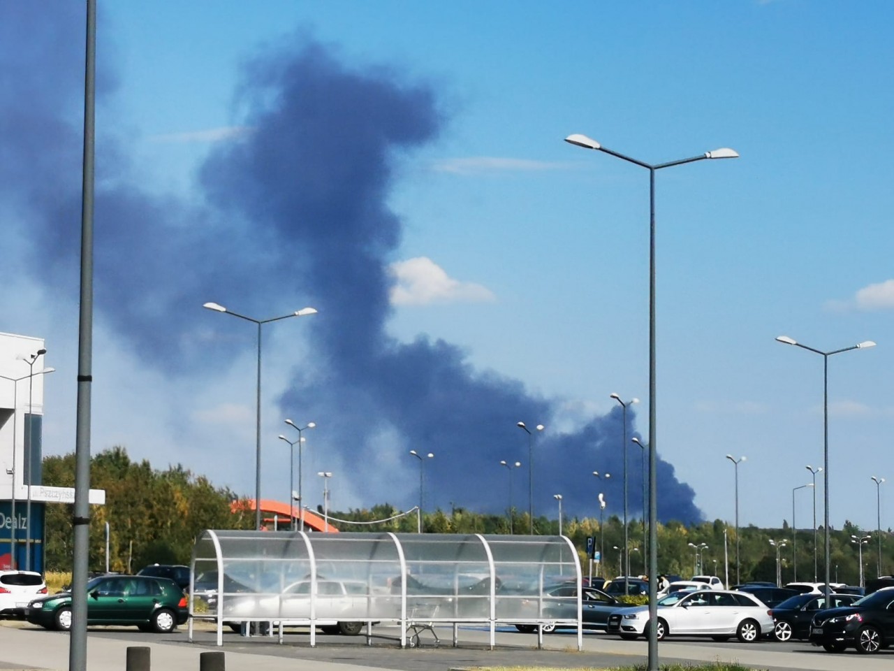 Potężny pożar odpadów! Dym widoczny z wielu kilometrów!